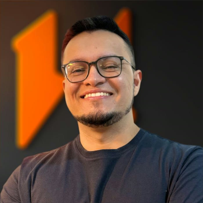 Retrato de Lucas Borges sorrindo